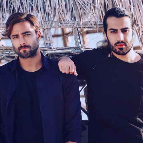 دانلود آهنگ پرواز کرد پرید از رو شونم یه نارنجی پوشی که لالایی واسش میخوندم ماکان بند Mp3 دانلود آهنگ پرواز کرد پرید از رو شونم یه نارنجی پوشی که لالایی واسش میخوندم ماکان بند Mp3