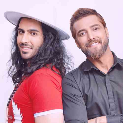 دانلود آهنگ احساسی میشم اگه پیش تو باشم مگه یه عاشق ماکان بند Mp3 دانلود آهنگ احساسی میشم اگه پیش تو باشم مگه یه عاشق چقدر میتونه حرفای دلشو نگه ماکان بند Mp3