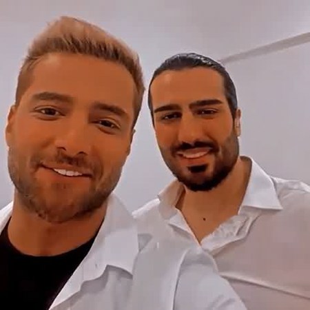 دانلود آهنگ فکر کن یه عصر خوب دلم تورو بخواد پاشم بیام سمت تو یهو بوی عطرت بیاد ماکان بند Mp3 دانلود آهنگ فکر کن یه عصر خوب دلم تورو بخواد پاشم بیام سمت تو یهو بوی عطرت بیاد ماکان بند Mp3