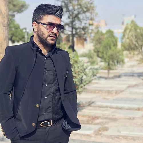 دانلود آهنگ عزیزم دستات نلرزه تیغ اولو بزن واسه خیانتا و بی محلیای من مجید خراطها Mp3 دانلود آهنگ عزیزم دستات نلرزه تیغ اولو بزن واسه خیانتا و بی محلیای من مجید خراطها Mp3