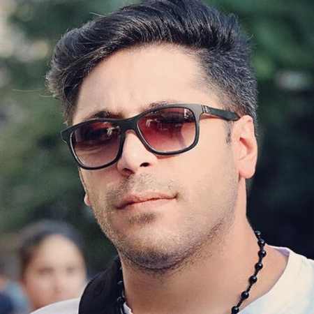 دانلود آهنگ حس میکنم بی تو سر در گمم هر آن هر لحظه تنهایی سراغ من میاد مجید یحیایی Mp3 دانلود آهنگ حس میکنم بی تو سر در گمم هر آن هر لحظه تنهایی سراغ من میاد مجید یحیایی Mp3