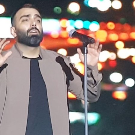 دانلود آهنگ زده بارون به اون صورت ماهت یکمی خیس شدن موهای صافت مسعود صادقلو Mp3 دانلود آهنگ زده بارون به اون صورت ماهت یکمی خیس شدن موهای صافت مسعود صادقلو Mp3