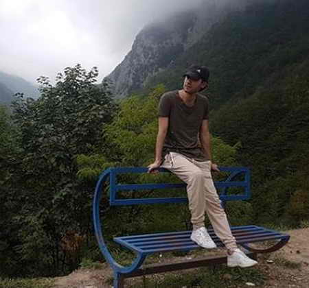 دانلود آهنگ داری باعث میشی دوریت چند روز و چند سال شه مهدی احمدوند Mp3 دانلود آهنگ داری باعث میشی دوریت چند روز و چند سال شه مهدی احمدوند Mp3