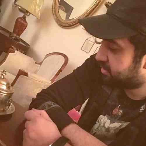 دانلود آهنگ وقتی که لبخندت فقط یه تصویره چیزی نمیبینی چیزی مهدی یراحی Mp3 دانلود آهنگ وقتی که لبخندت فقط یه تصویره چیزی نمیبینی چیزی نمیفهمی گریت نمیگیره مهدی یراحی Mp3