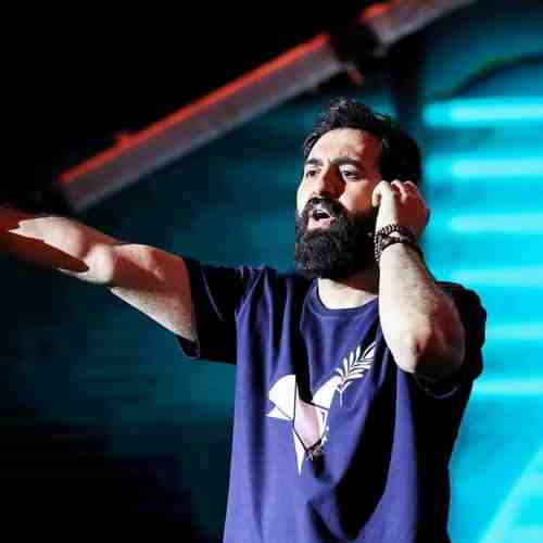 دانلود آهنگ کجاس اون خنده های کوچیک بپرس از قاب عکس رو میز مهدی یراحی Mp3 دانلود آهنگ کجاس اون خنده های کوچیک بپرس از قاب عکس رو میز مهدی یراحی Mp3