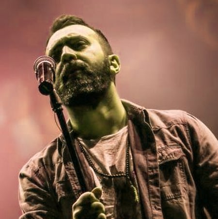 دانلود آهنگ برگشتم از شب سیاه از آدمک های دروغ از ترس بیهوده شدن مهدی یراحی Mp3 دانلود آهنگ برگشتم از شب سیاه از آدمک های دروغ از ترس بیهوده شدن از قلب های بی فروغ مهدی یراحی Mp3