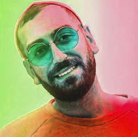 دانلود آهنگ دستاتو بذار تو دستام که دل من بی قراره میثاق راد Mp3 دانلود آهنگ دستاتو بذار تو دستام که دل من بی قراره میثاق راد Mp3