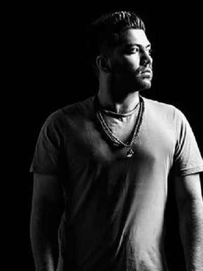 دانلود آهنگ خودت مثل گلی و گل رو موهای تو میذارم خجالت محمد زند وکیلی Mp3 دانلود آهنگ خودت مثل گلی و گل رو موهای تو میذارم خجالت میکشم وقتی به کرمون زیره میارم محمد زند وکیلی Mp3