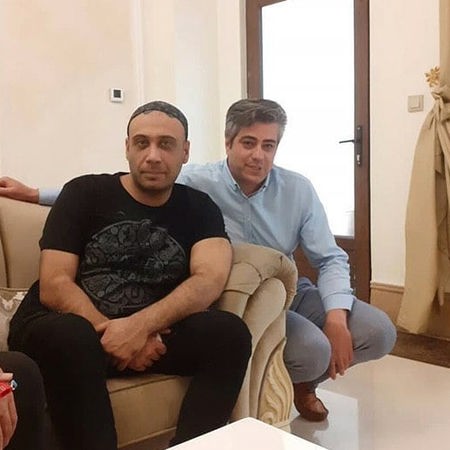 دانلود آهنگ منی که کل عمرمو پی کسی نرفتم و پی کسی نیومدم محسن چاوشی Mp3 دانلود آهنگ منی که کل عمرمو پی کسی نرفتم و پی کسی نیومدم محسن چاوشی Mp3