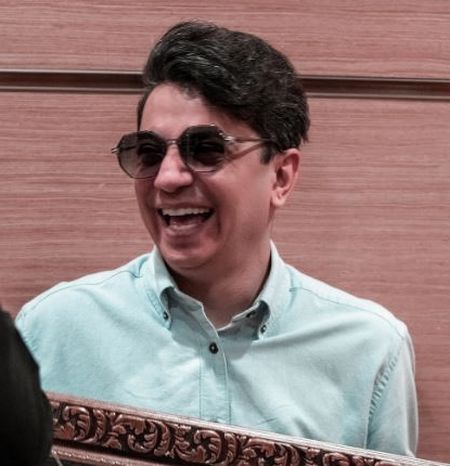 دانلود آهنگ هرچی که بین ما دوتا گذشته تا همین حالا از اینجا محسن ابراهیم زاده Mp3 دانلود آهنگ هرچی که بین ما دوتا گذشته تا همین حالا از اینجا تا ته دنیا خاطرات خوب من شد محسن ابراهیم زاده Mp3