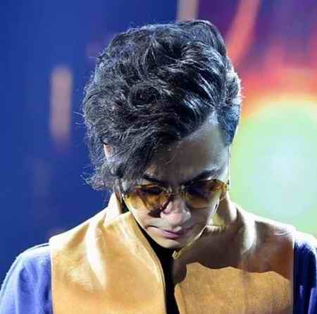 دانلود آهنگ نیستی حالم خرابه نیستی عین عذابه قلبم بی اعتماده محسن ابراهیم زاده Mp3 دانلود آهنگ نیستی حالم خرابه نیستی عین عذابه قلبم بی اعتماده میدونم مث من حالت خرابه محسن ابراهیم زاده Mp3