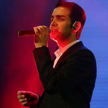 دانلود آهنگ فکر تو تنها کرد منو از همه دورم کرد چشامو بستم رو همه عشق تو کورم کرد محسن یگانه Mp3 دانلود آهنگ فکر تو تنها کرد منو از همه دورم کرد چشامو بستم رو همه عشق تو کورم کرد محسن یگانه Mp3