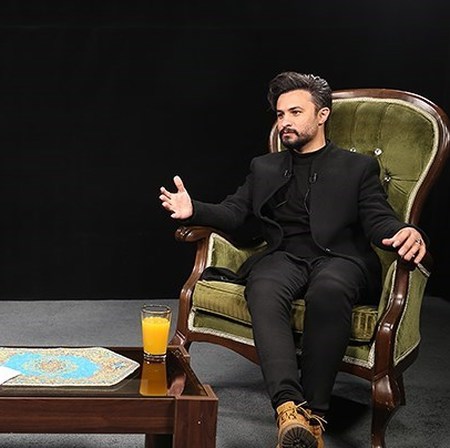 دانلود آهنگ محکوم به دیوانگی ام میدانی مجنون شده را تو از چه میترسانی راغب Mp3 دانلود آهنگ محکوم به دیوانگی ام میدانی مجنون شده را تو از چه میترسانی راغب Mp3