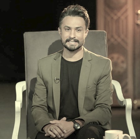 دانلود آهنگ عاشق کش زیبای من نوش جانت همه دارایی من راغب Mp3 دانلود آهنگ عاشق کش زیبای من نوش جانت همه دارایی من راغب Mp3