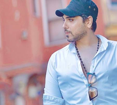 دانلود آهنگ چشامو بستم شاید نره شاید منصرف شه ازم بگذره رامین بی باک Mp3 دانلود آهنگ چشامو بستم شاید نره شاید منصرف شه ازم بگذره رامین بی باک Mp3