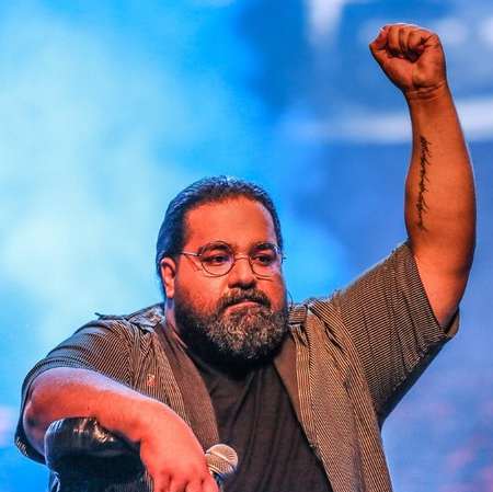 دانلود آهنگ اون چشات دنیامه نگیریشون ازم به جون تو قسم دیگه نمیتونم رضا صادقی Mp3 دانلود آهنگ اون چشات دنیامه نگیریشون ازم به جون تو قسم دیگه نمیتونم رضا صادقی Mp3