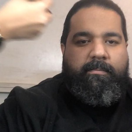 دانلود آهنگ دنیا نداره به خدا لیلی به مجنونی تو ما که ندیدیم این ورا هیشکی به خانومی تو رضا صادقی Mp3 دانلود آهنگ تو اتاقت گریه کردی تو خیابون آسمون ابری شد بارون زد رضا صادقی Mp3