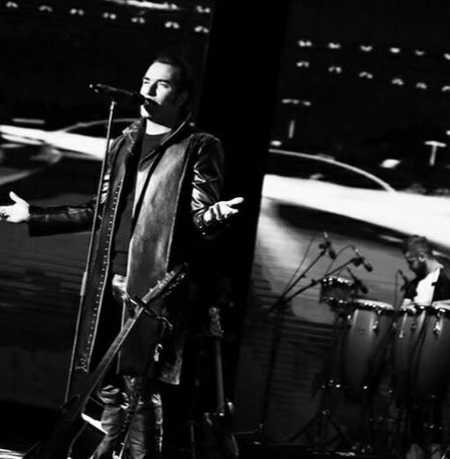 دانلود آهنگ سرفرازم با تو دل سپیدم با عشق همه ی رویامو خواب دیدم با عشق رضا یزدانی Mp3 دانلود آهنگ سرفرازم با تو دل سپیدم با عشق همه ی رویامو خواب دیدم با عشق رضا یزدانی Mp3