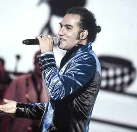 دانلود آهنگ زندگیم گوشه ی رینگ زیر مشت و لگده اون طرف به رویاهام رضا یزدانی Mp3 دانلود آهنگ زندگیم گوشه ی رینگ زیر مشت و لگده اون طرف به رویاهام یه کسی چاقو زده رضا یزدانی Mp3