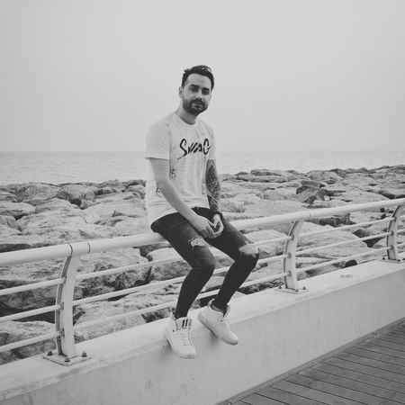 دانلود آهنگ بگو تو این شبا دلت کجاست سامان جلیلی Mp3 دانلود آهنگ بگو تو این شبا دلت کجاست سامان جلیلی Mp3