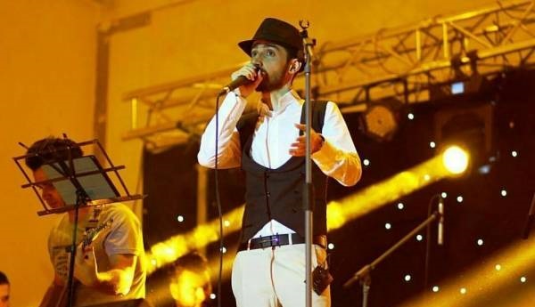 دانلود آهنگ برای من کسی نمیاد جای تو نمیرسه کسی به گرد پای تو سامان جلیلی Mp3 دانلود آهنگ برای من کسی نمیاد جای تو نمیرسه کسی به گرد پای تو سامان جلیلی Mp3