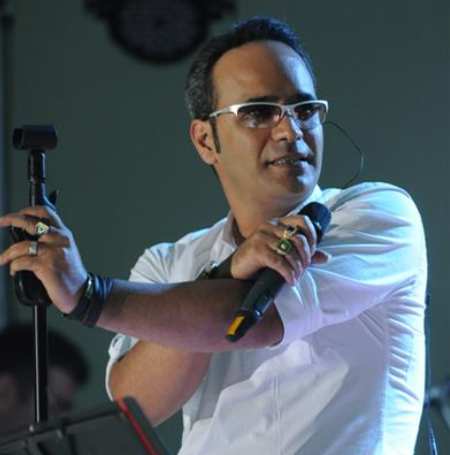 دانلود آهنگ با دلم جنگیدی بر غمم خندیدی از چه رو رنجیدی دلبر جان شهرام شکوهی Mp3 دانلود آهنگ با دلم جنگیدی بر غمم خندیدی از چه رو رنجیدی دلبر جان شهرام شکوهی Mp3