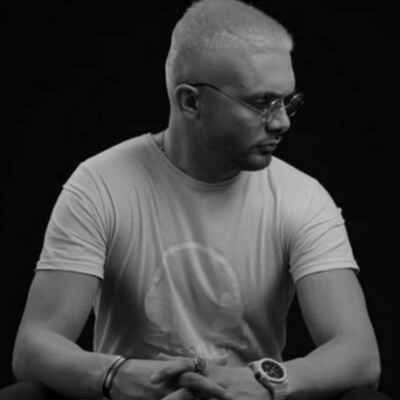 دانلود آهنگ گفتم دلم دیوونته گفتی چیکار کنم هست که هست تا اینو گفتی دلم شکست سینا پارسیان Mp3 دانلود آهنگ گفتم دلم دیوونته گفتی چیکار کنم هست که هست تا اینو گفتی دلم شکست سینا پارسیان Mp3