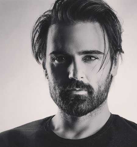 دانلود آهنگ زیر بارون دنبالت دارم میگردم چشماتو گریون نبینم دورت بگردم سهراب پاکزاد Mp3 دانلود آهنگ زیر بارون دنبالت دارم میگردم چشماتو گریون نبینم دورت بگردم سهراب پاکزاد Mp3