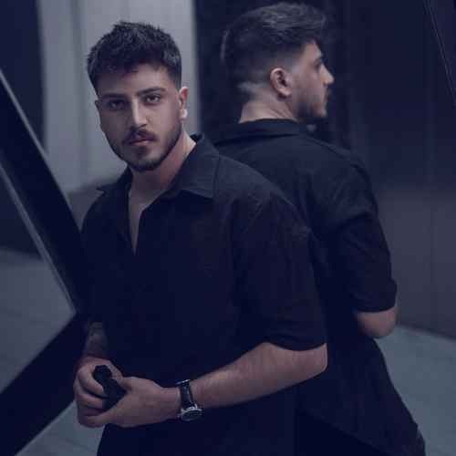 دانلود آهنگ خنده هات مثل موج رد پای همه رو از ساحل دلم برد یونا Mp3 دانلود آهنگ خنده هات مثل موج رد پای همه رو از ساحل دلم برد یونا Mp3