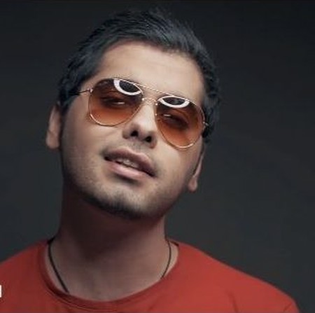 دانلود آهنگ چی میتونست انقدر مارو از همدیگه دور کنه یوسف زمانی Mp3 دانلود آهنگ چی میتونست انقدر مارو از همدیگه دور کنه یوسف زمانی Mp3