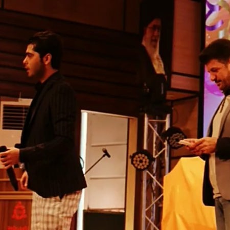 دانلود آهنگ حس میکنم تورو این حوالی چشمای خیسو دستای خالی یوسف زمانی Mp3 دانلود آهنگ حس میکنم تورو این حوالی چشمای خیسو دستای خالی یوسف زمانی Mp3