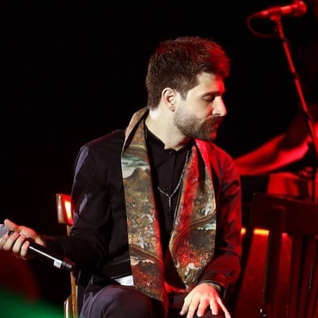 دانلود آهنگ دست بر سر میرنی دنبال ساقی آمدی آمدی آشفته و مجنون و یاغی آمدی حمید هیراد Mp3 دانلود آهنگ دست بر سر میرنی دنبال ساقی آمدی آمدی آشفته و مجنون و یاغی آمدی حمید هیراد Mp3