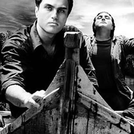 دانلود آهنگ عاشق اینم که همش به ساعتم نگاه کنم قلبمو بی قرار تو لحظه رو چشم به راه کنم گروه سون بند ( باند ) Mp3 دانلود آهنگ عاشق اینم که همش به ساعتم نگاه کنم قلبمو بی قرار تو لحظه رو چشم به راه کنم گروه سون بند ( باند ) Mp3