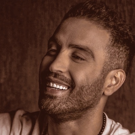 دانلود آهنگ واسه غریبه گریه میکرد اشکاشو من پاک کردم احمد سلو Mp3 دانلود آهنگ واسه غریبه گریه میکرد اشکاشو من پاک کردم احمد سلو Mp3