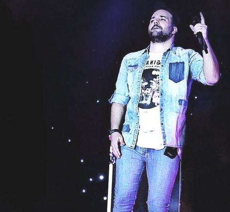 دانلود آهنگ بغل میگیرم عکساتو شاید آروم شه آغوشم علی عبدالمالکی Mp3 دانلود آهنگ بغل میگیرم عکساتو شاید آروم شه آغوشم علی عبدالمالکی Mp3