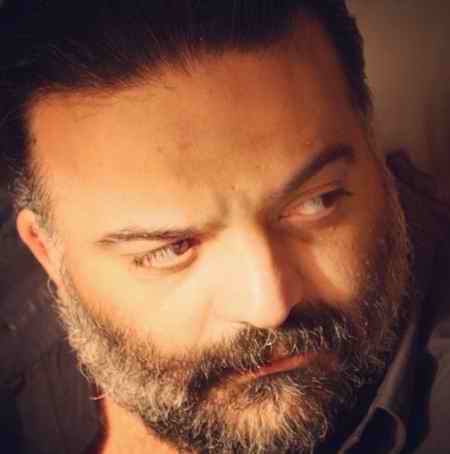 دانلود آهنگ ای عاشقان ای عاشقان دل را چراغانی کنيد ای می فروشان شهر را انگور علیرضا عصار Mp3