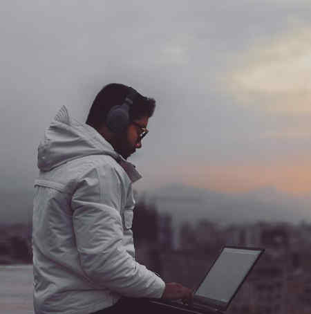 دانلود آهنگ آخ چه خوبه حس جفتمون هماهنگه ضربان قلبمون شبیه آهنگه امیر رشوند Mp3 دانلود آهنگ آخ چه خوبه حس جفتمون هماهنگه ضربان قلبمون شبیه آهنگه امیر رشوند Mp3