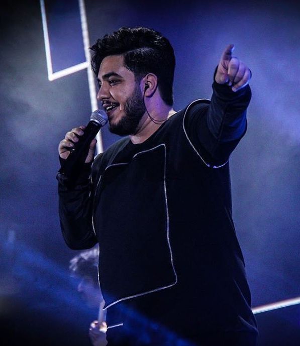 دانلود آهنگ شاید برای تو کمی سخت است بفهمی حال من را آرون افشار Mp3