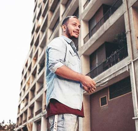 دانلود آهنگ شب تولد توئه همه آدما دورت اشوان Mp3