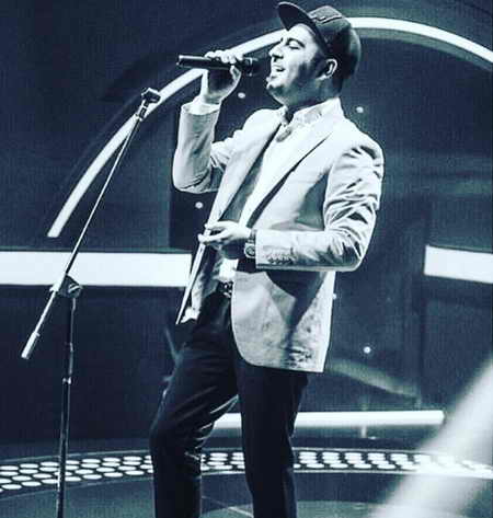 دانلود آهنگ چشماتو وقتی نمی بینم تنها می شینم و غمگینم هیچ موقع نمیری از یادم بهنام صفوی Mp3 دانلود آهنگ چشماتو وقتی نمی بینم تنها می شینم و غمگینم هیچ موقع نمیری از یادم بهنام صفوی Mp3