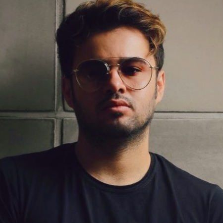 دانلود آهنگ بارون میزنه رو سرم میشوره اشک چشامو حرف تو دلم گرفته راه صدامو امو بند Mp3 دانلود آهنگ بارون میزنه رو سرم میشوره اشک چشامو حرف تو دلم گرفته راه صدامو امو بند Mp3