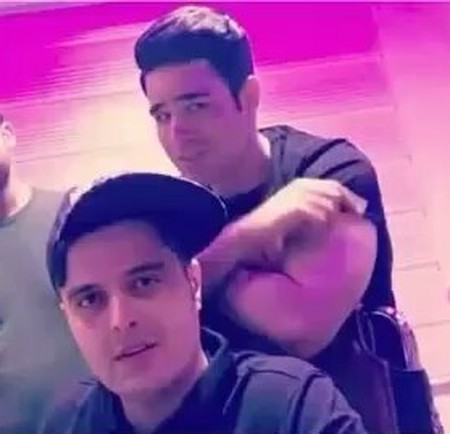 دانلود آهنگ با تو هستم ای خود عشق با نگاهی شکل خواهش ایوان بند Mp3 دانلود آهنگ با تو هستم ای خود عشق با نگاهی شکل خواهش ایوان بند Mp3