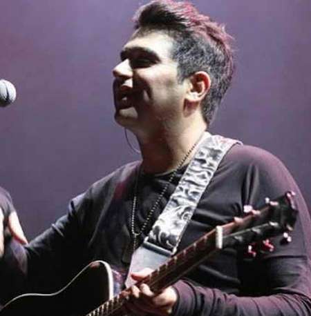 دانلود آهنگ چرا برای داشتنت باید که التماس کنم چجوری باید خودمو توی دل تو جا کنم حمید عسکری Mp3 دانلود آهنگ چرا برای داشتنت باید که التماس کنم چجوری باید خودمو توی دل تو جا کنم حمید عسکری Mp3