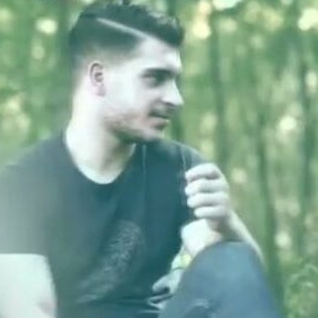 دانلود آهنگ با همه میخندی حتی باشی تو جمع تا منو میبینی اخمات میره توهم ایمان غلامی Mp3 دانلود آهنگ با همه میخندی حتی باشی تو جمع تا منو میبینی اخمات میره توهم ایمان غلامی Mp3