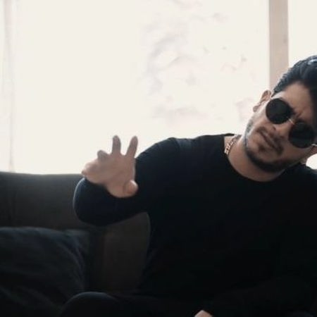 دانلود آهنگ تو چشمانت عاشق کش و دیوانه پسند است با دیدن تو هوش و حواس میرود از دست ایمان غلامی Mp3 دانلود آهنگ تو چشمانت عاشق کش و دیوانه پسند است با دیدن تو هوش و حواس میرود از دست ایمان غلامی Mp3