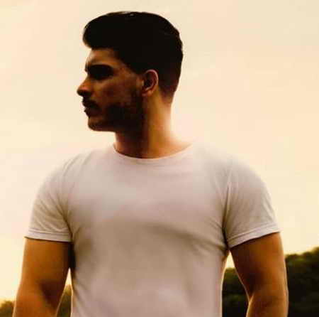 دانلود آهنگ میگفت که عشق اولش بودم تموم باورش بودم پناه آخرش بودم ایمان غلامی Mp3 دانلود آهنگ میگفت که عشق اولش بودم تموم باورش بودم پناه آخرش بودم ایمان غلامی Mp3