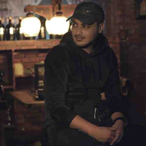 دانلود آهنگ واسه اون کسی که فکر رفتنه حتی دیوارای خونه هم دره کامران مولایی Mp3 دانلود آهنگ واسه اون کسی که فکر رفتنه حتی دیوارای خونه هم دره کامران مولایی Mp3