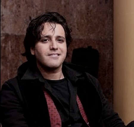 دانلود آهنگ اینجاست کنج خونم خسته ام از خود از آدم و عالم کاوه آفاق Mp3 دانلود آهنگ اینجاست کنج خونم خسته ام از خود از آدم و عالم کاوه آفاق Mp3