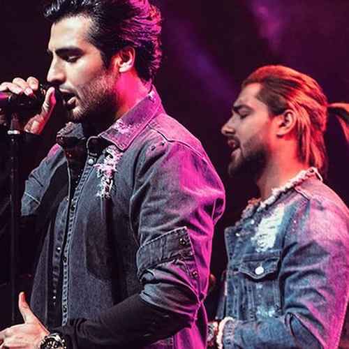 دانلود آهنگ نوشتم رو برگای خیس آبی من دوست دارم خدایی چشم انتظارم میدونم چشم به راهی ماکان بند Mp3 دانلود آهنگ نوشتم رو برگای خیس آبی من دوست دارم خدایی چشم انتظارم میدونم چشم به راهی ماکان بند Mp3