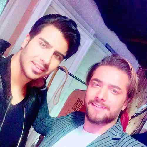 دانلود آهنگ یه دلسوخته ی بازنده یه افسرده ی غمگینم به این فکر میکنم دیگه که چشماتو نمیبینم ماکان بند Mp3 دانلود آهنگ یه دلسوخته ی بازنده یه افسرده ی غمگینم به این فکر میکنم دیگه که چشماتو نمیبینم ماکان بند Mp3